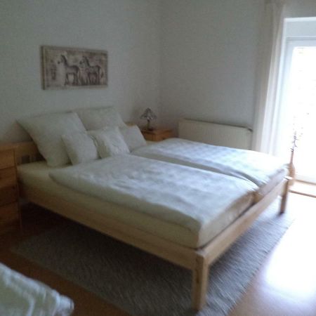 Farschweiler Ferienappartment Mit Schlafzimmer المظهر الخارجي الصورة