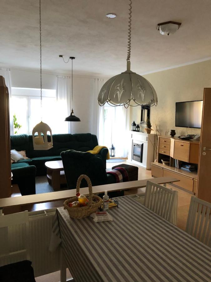 Farschweiler Ferienappartment Mit Schlafzimmer المظهر الخارجي الصورة