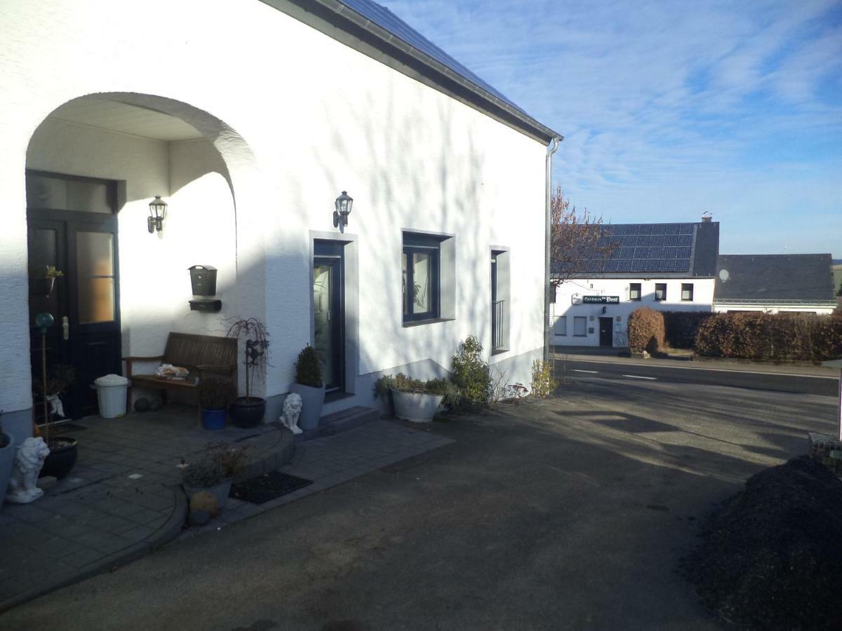 Farschweiler Ferienappartment Mit Schlafzimmer المظهر الخارجي الصورة
